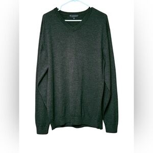 Hart Schaffner Marx Gray V-Neck Sweater Extra fine Merino Wool